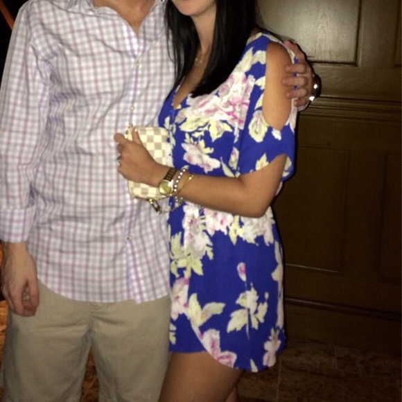 ASTR Floral Romper - Picture 3 of 5